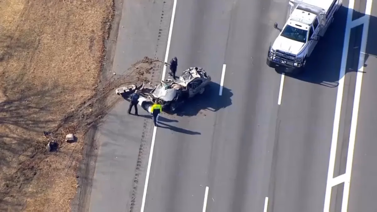 Driver Killed, Four Hurt in Pre-Dawn LIE Crash in Melville