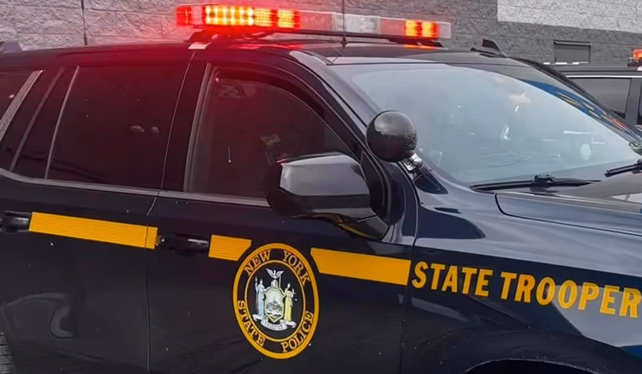 DWI Driver Kills Passenger, Injures 2 in Southern State Parkway Crash