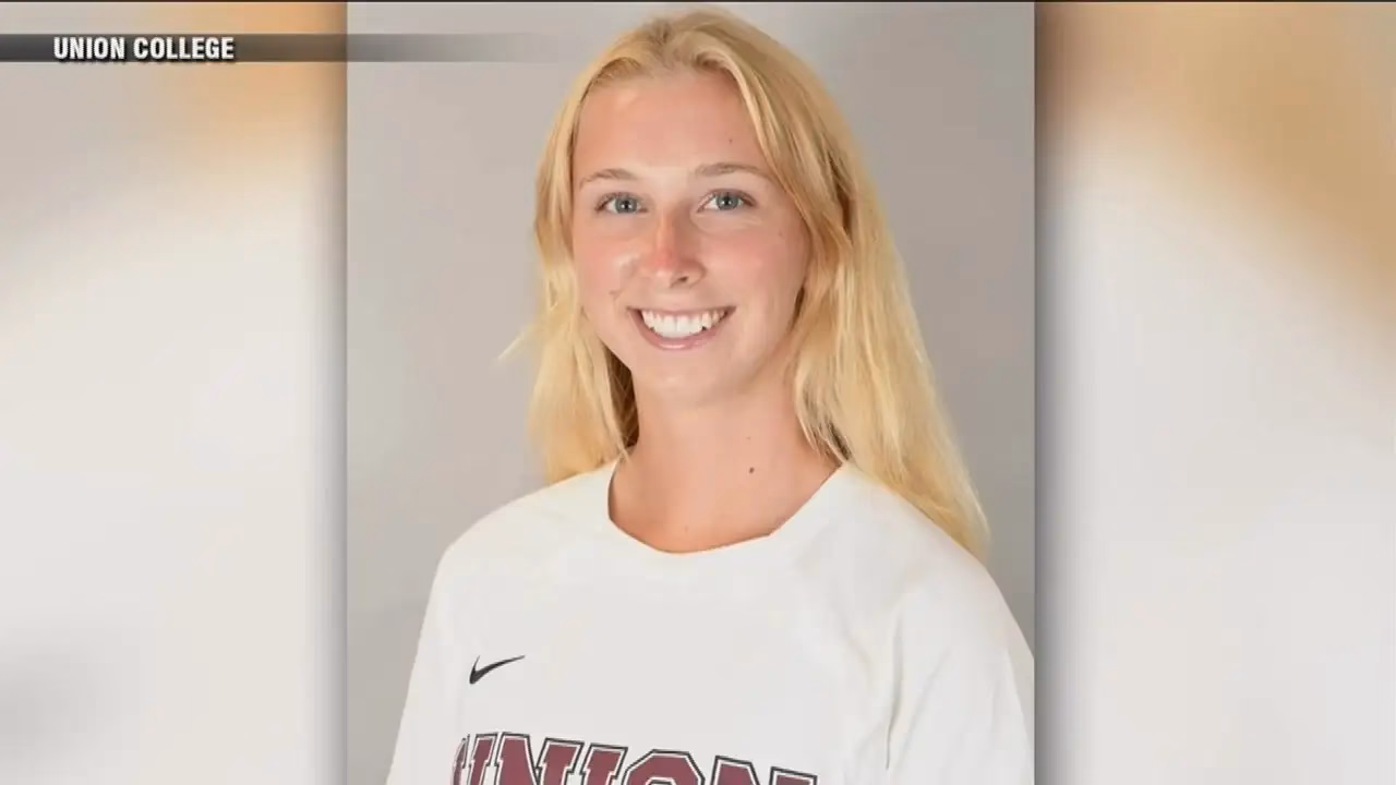 Andover Woman, 24, Dies After Boat Crashes Into Concrete Structure in Boston Harbor
