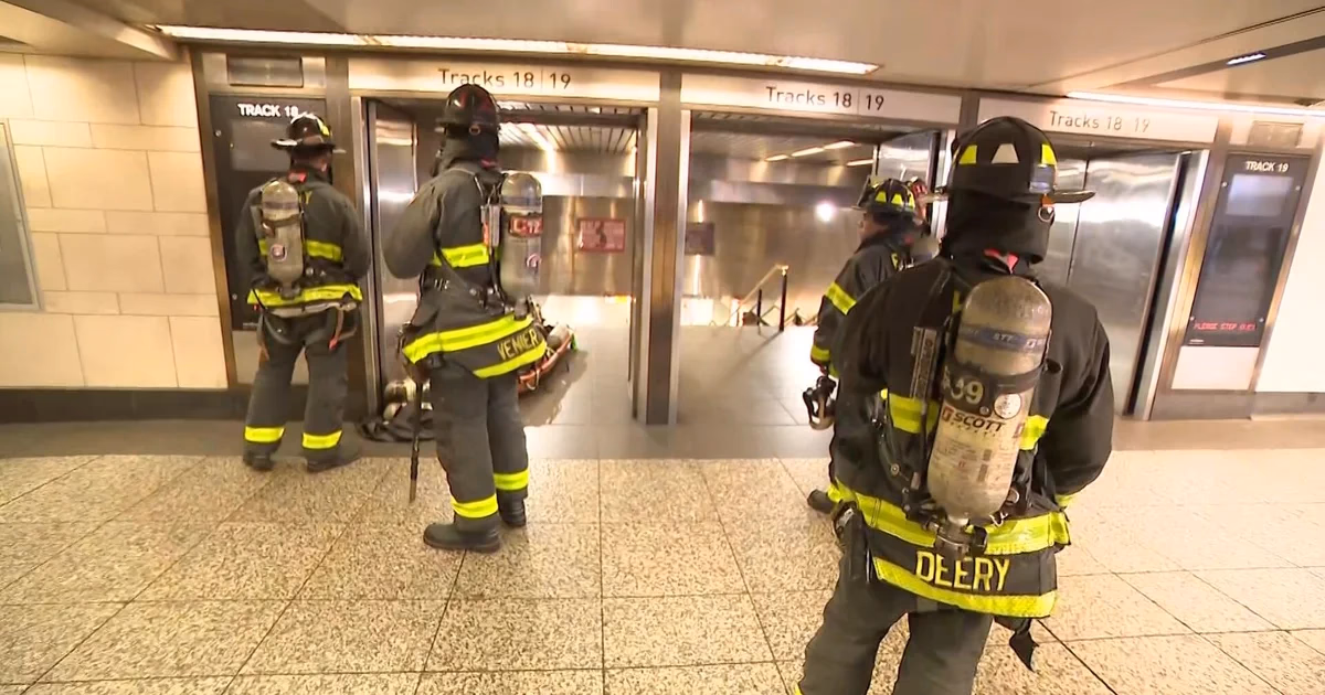 Electrical Fire in East River Tunnel Suspends LIRR Penn Station Service