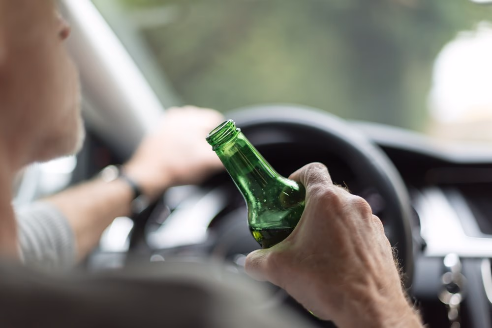 DWI Driver Ejects Passenger in Meadowbrook Parkway Crash Near Exit M5