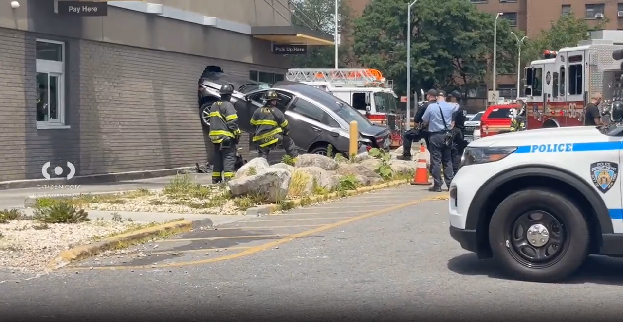 Car Lodges Into Soundview McDonald's at Bruckner Plaza, Occupants Flee
