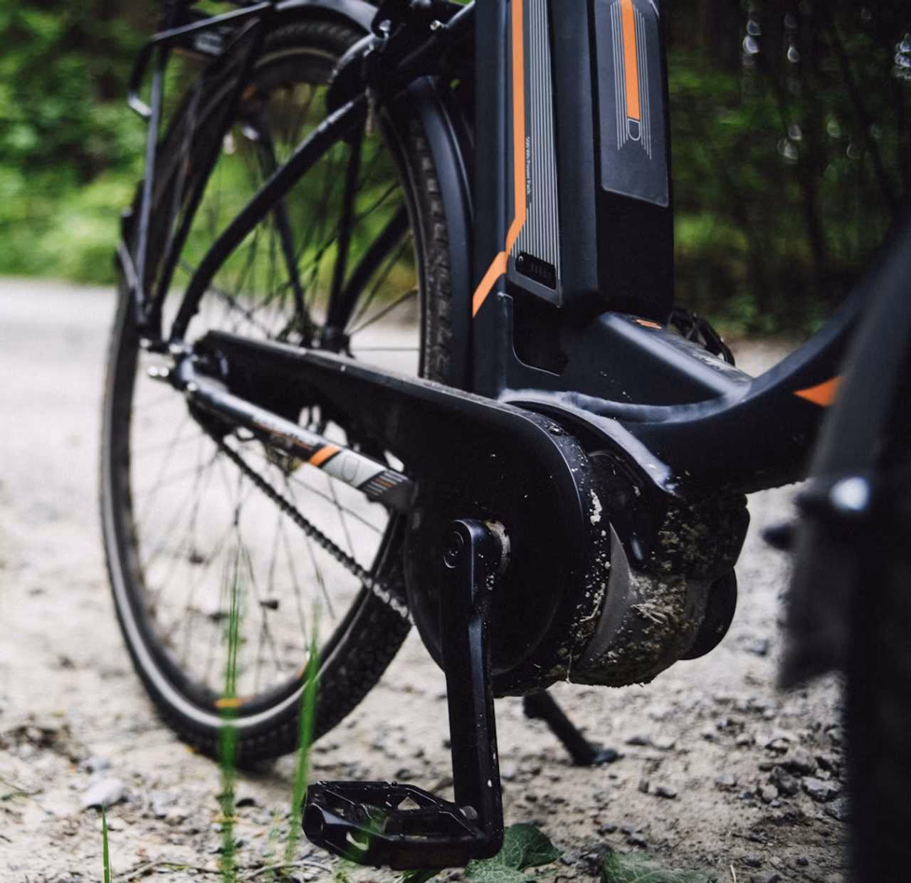 E-Bike Rider Seriously Injured at County Line Road and West Oak Street