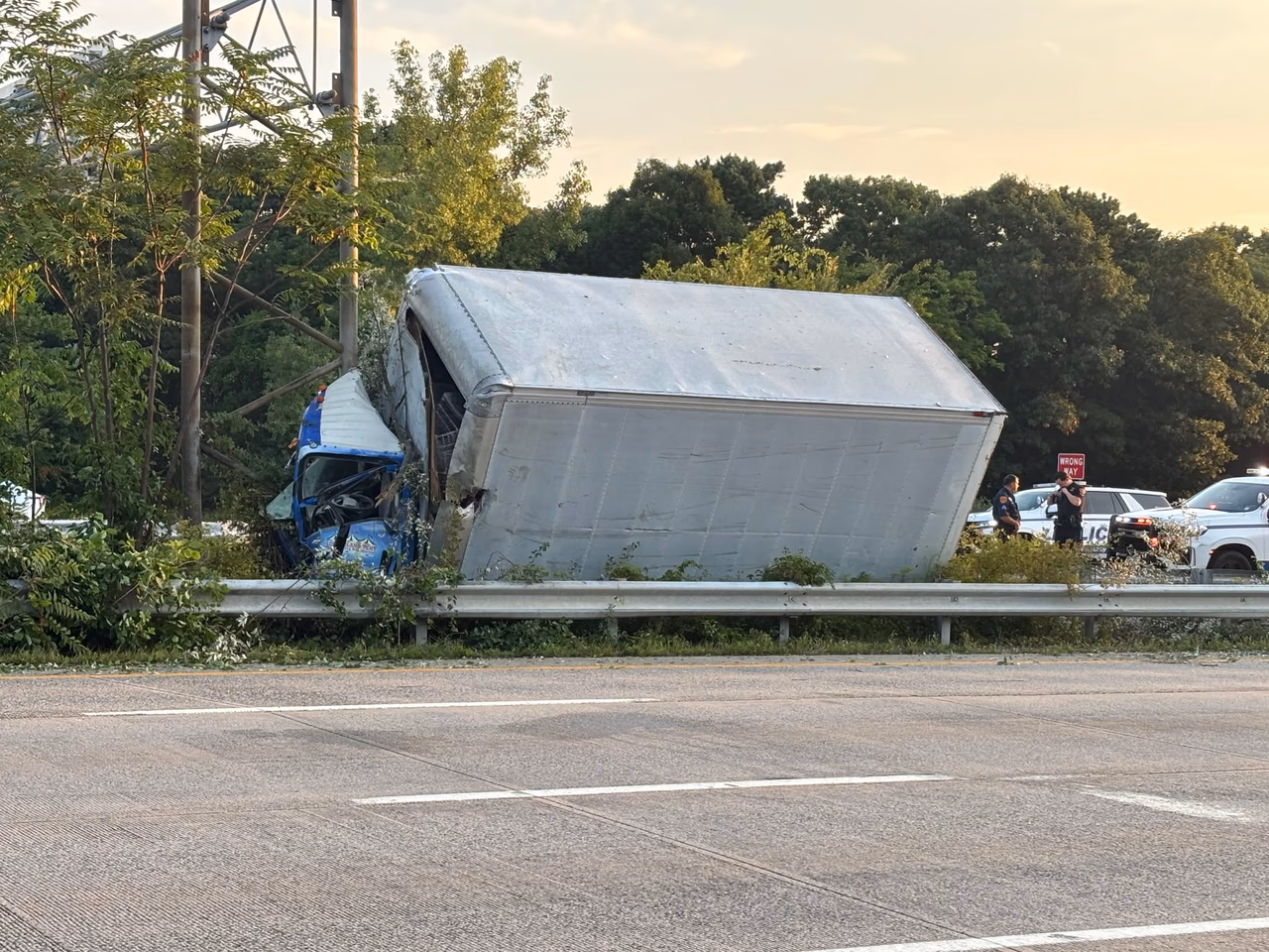 17-Year-Old Driver Crashes Box Truck Into Median Pole, Shuts Sunrise Highway at Exit 50A in Bohemia