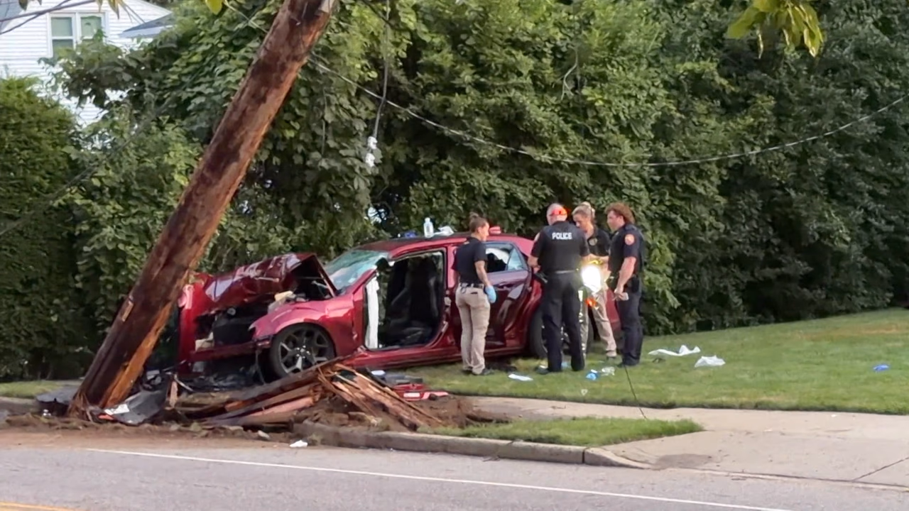Driver Killed, 3 Injured After Sedan Hits Utility Pole on Brookside Ave in Roosevelt