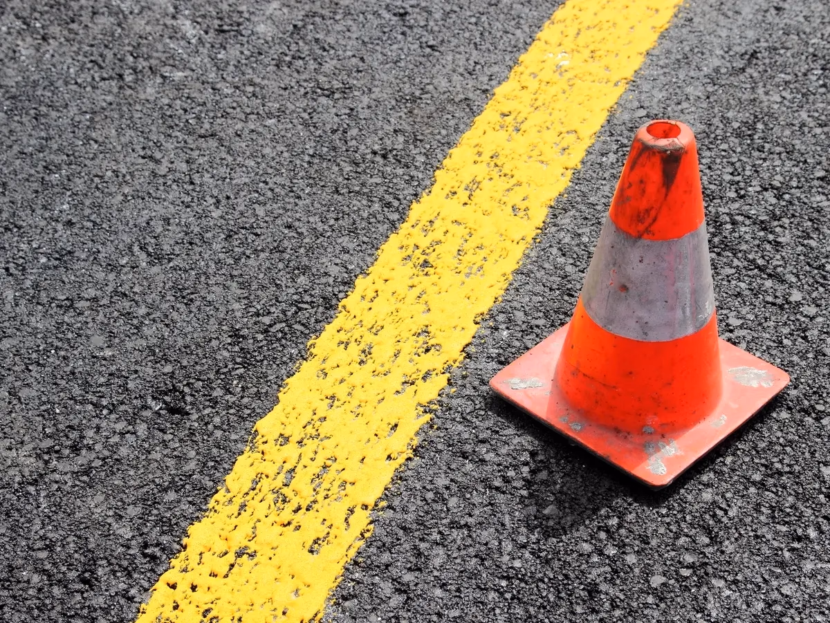 4-Car Crash Blocks Left Lane on Westbound Southern State Parkway Near Exit 28S in Wantagh