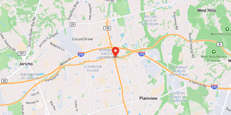 Right-Shoulder Crash Blocks Eastbound Northern State Parkway in Nassau County