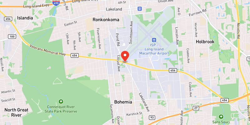 Right Lane Blocked After Westbound Crash on NY 454 in Suffolk County