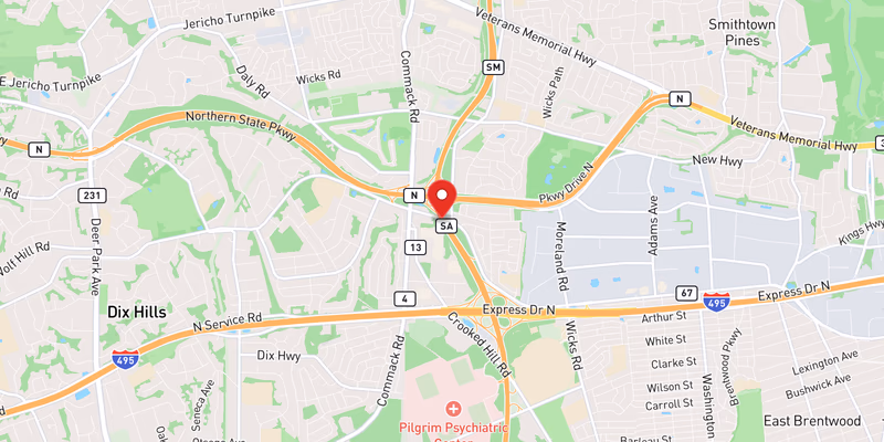 Right Shoulder Blocked on Southbound Sagtikos State Parkway in Suffolk County — August 23
