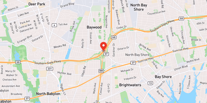 Left-Shoulder Crash Snarls Westbound Southern State Parkway in Bay Shore