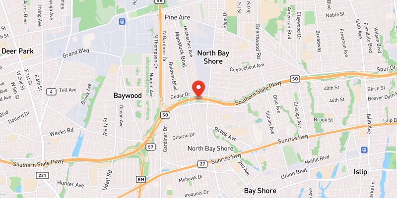 Right Shoulder Blocked After Minor Crash on Eastbound Southern State Parkway in Suffolk County
