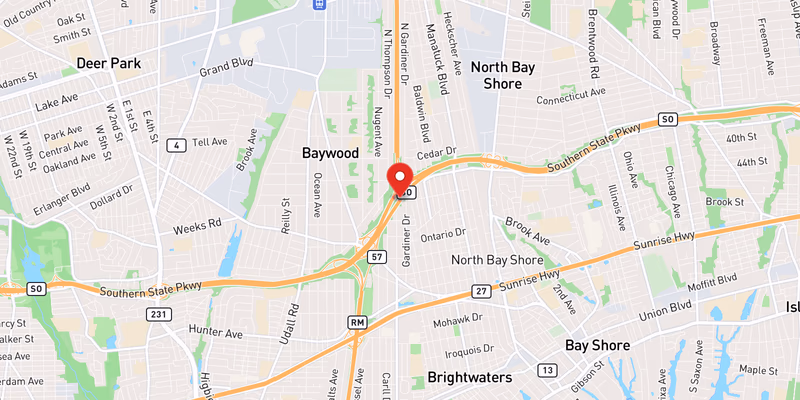 Left-Shoulder Blocked After Eastbound Crash on Southern State Parkway in Suffolk County