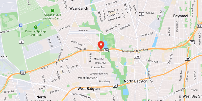 Right Lane Blocked on Westbound Southern State Parkway in Suffolk County — September 8