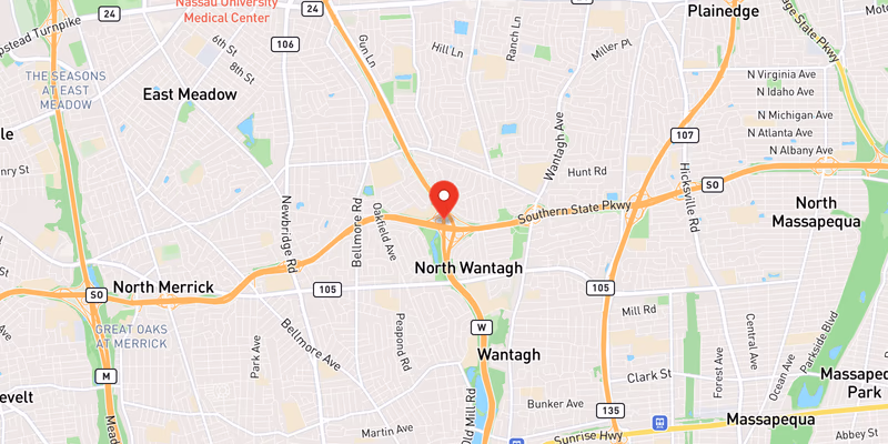 Right Lane Closed After Minor Crash on Southbound Wantagh State Parkway
