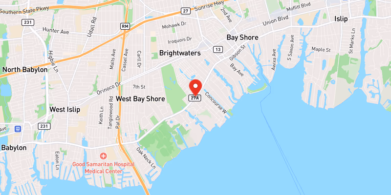 Downed Tree Closes Right Lane on Westbound NY 27A in Suffolk County