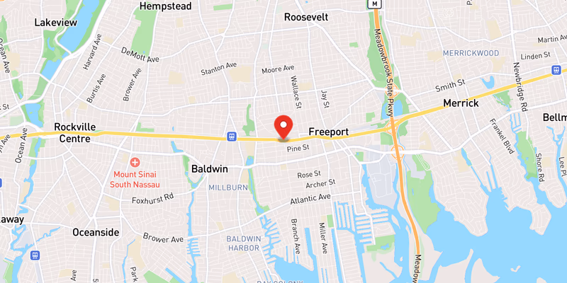 Map showing incident location at 40.6558, -73.5945