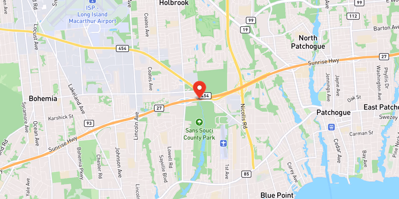 Map showing incident location at 40.7690, -73.0612
