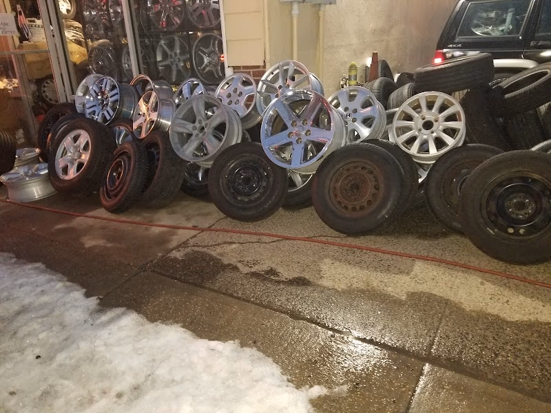 Mike's Hubcaps, Inc — photo via Google